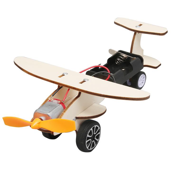 

Science And Technology Small Production DIY Electric Taxiing Aircraft Students Scientific Experiment Creative Manual Dismantling Land Taxiing Machine деревина