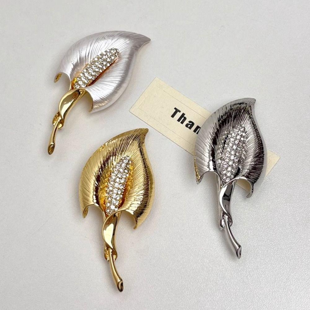 Zinc Zinc Alloy Metal Flower Brooches Jewelry Accessories Women Brooch Fashion Exaggerated Brooches  Daily
