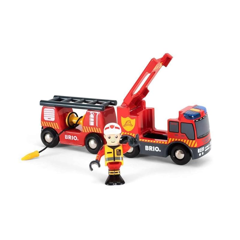 BRIO Fire truck with lights and sounds 33811