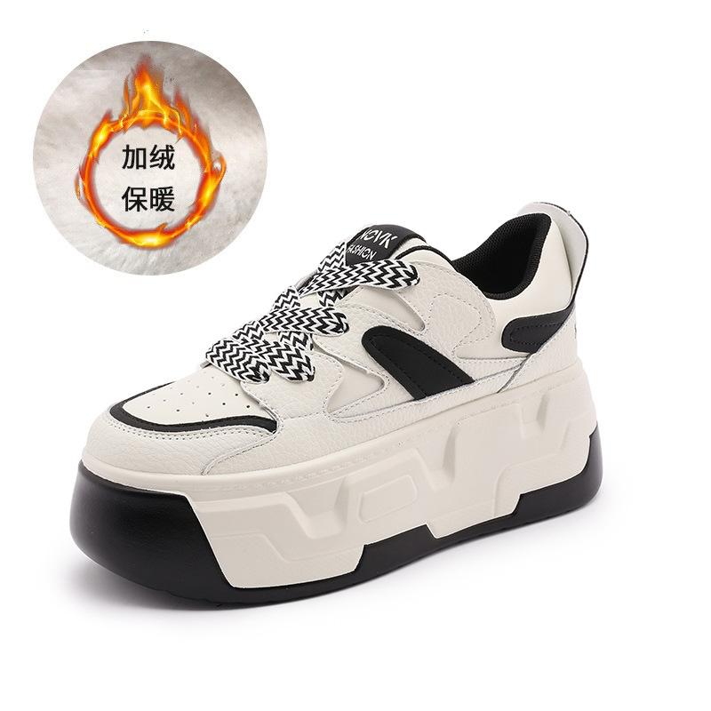 

Женские туфли на кожаной платформе 8 см, новые осенние повседневные туфли, универсальные туфли-лодочки с неглубоким вырезом, с внутренней высотой, увеличивающей рост, с круглым носком, белые женские туфли 39