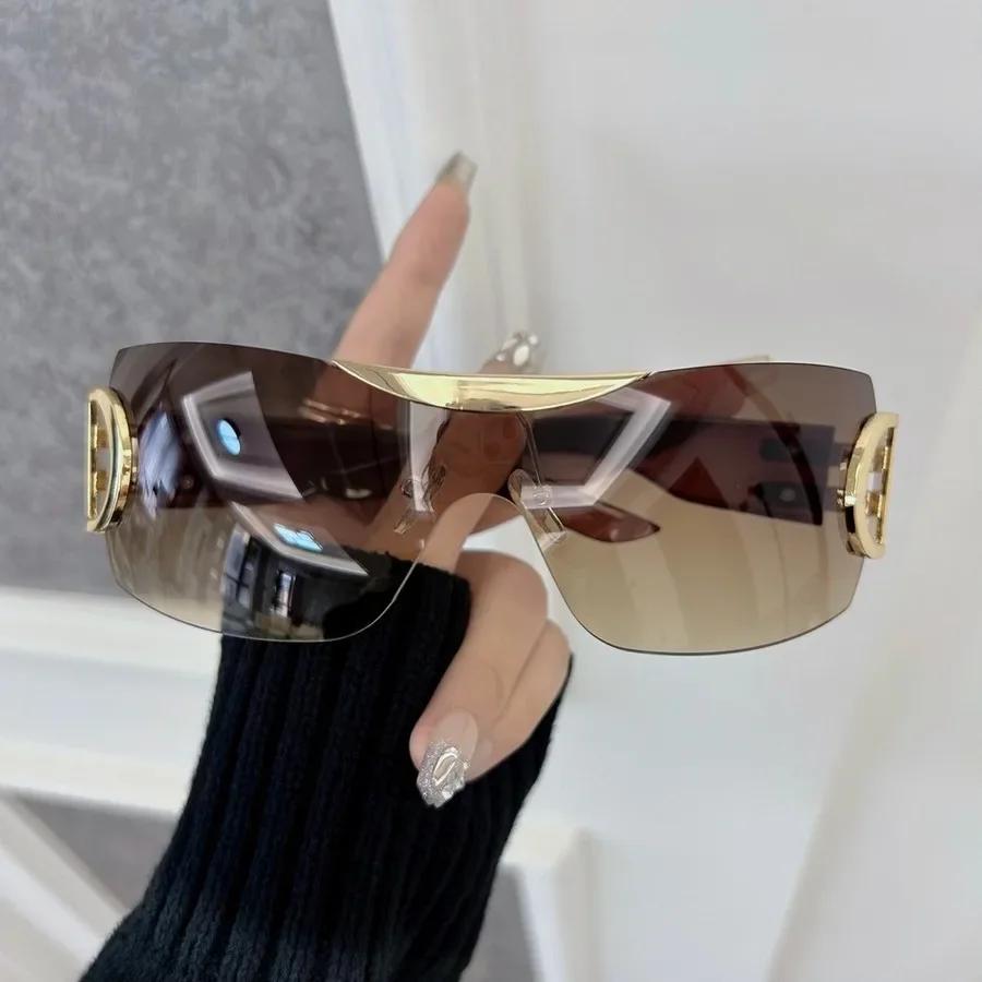 Casual Square Sunglasses Women Men Gradient Sun Glasses Female Male Designer Brand Lovely Travel Outdoor