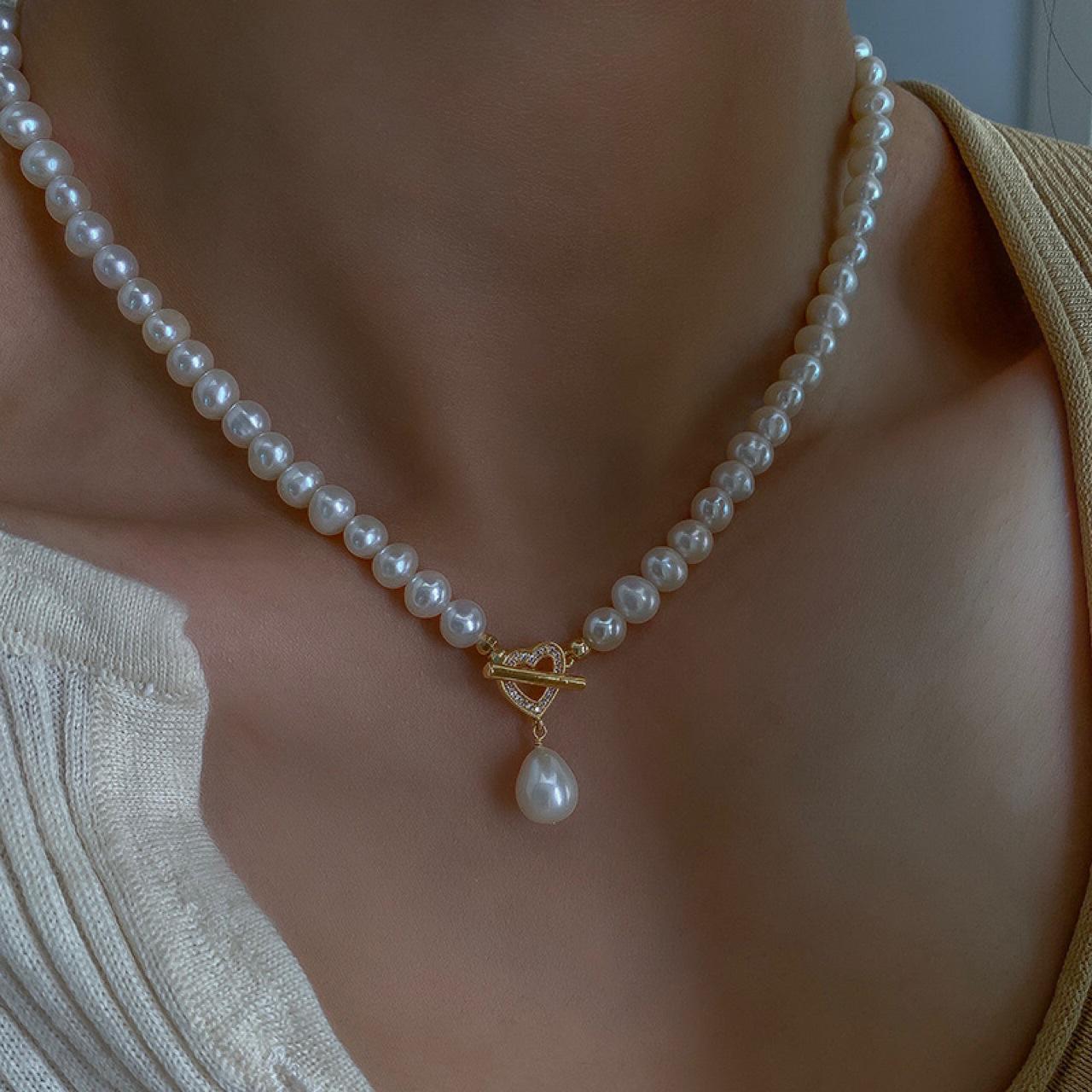 

Ожерелье с застежкой-сердцем из пресноводного жемчуга с микро-паве из цирконов для девочек - Идеальный подарок на день рождения