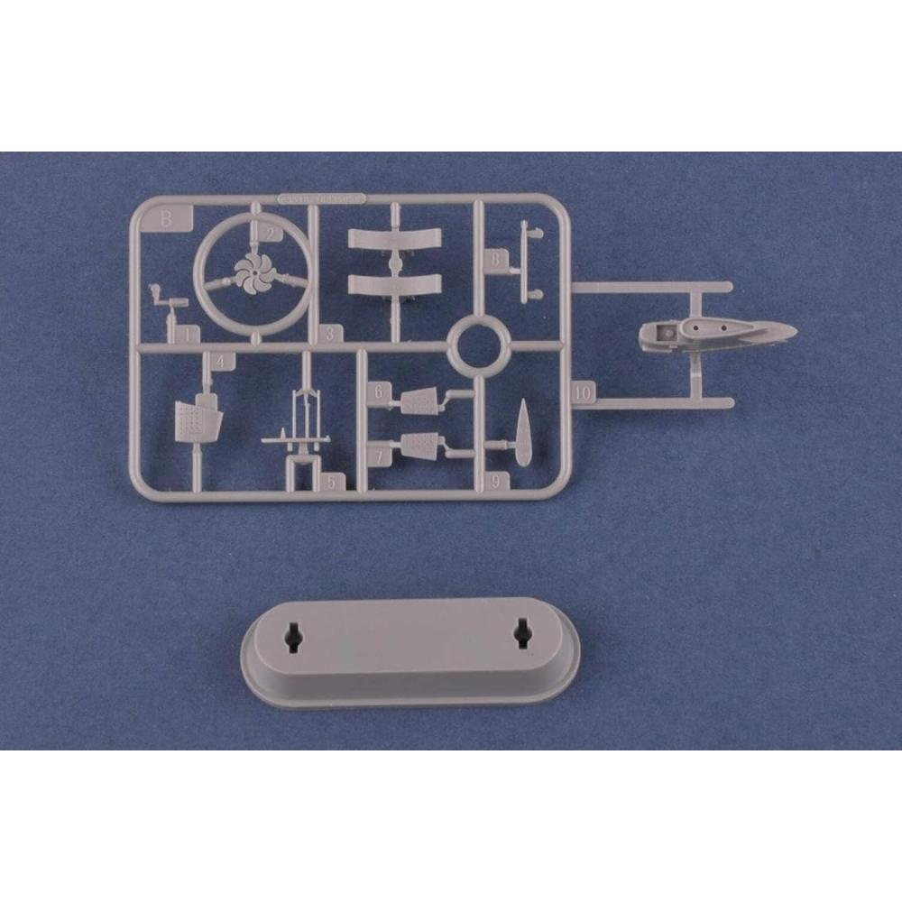 Hobby Boss 1 350 Submarine Series Chinese Navy Type 039  Song Type  Submarine Plastic Model 83518