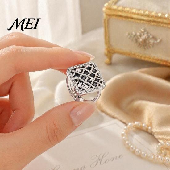 Women Scarf Ring Grid Square Ring, Rhinestone Silk Clip, Decorative Lightweight Slide Elegant Wrap Holder for Neckerchiefs Shirts Shawls Fine