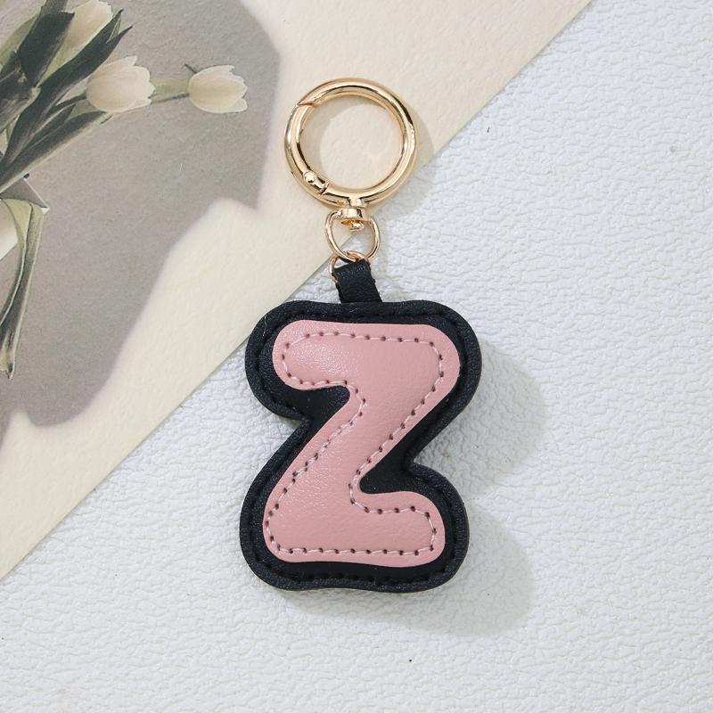 PU-Leder Bonbonfarbe A bis Z Initialen Schlüsselanhänger für Damen Einfach Mode Rucksack Telefonanhänger Autoschlüsselanhänger Schmuck Geschenke