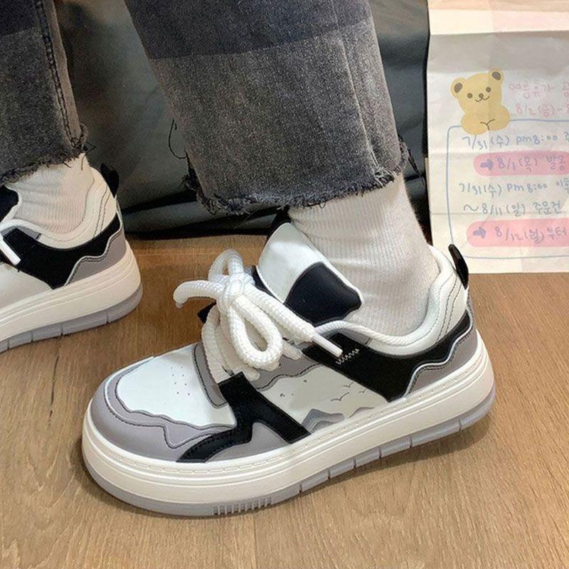 Japanese Panda Big Head Board Shoes Women's 2025 Spring New Niche Design Leather Sports Casual Shoes White Shoes