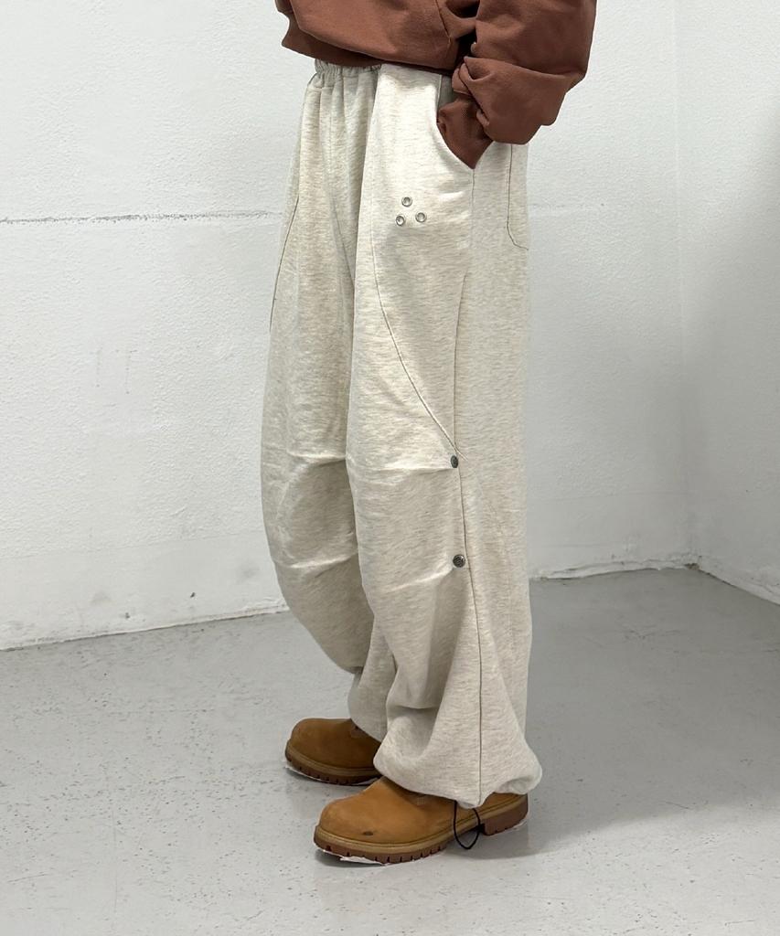 Nonbaileoseeu Inverted Sweat Pant Ivory