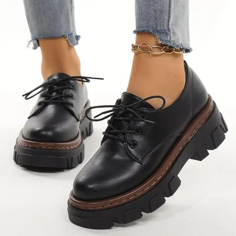 Fashion 2024 New British Style Thick Bottom Winter Warm Girl's Shoes Women's Autumn and Winter Black Leather Shoes Oversized Shoes