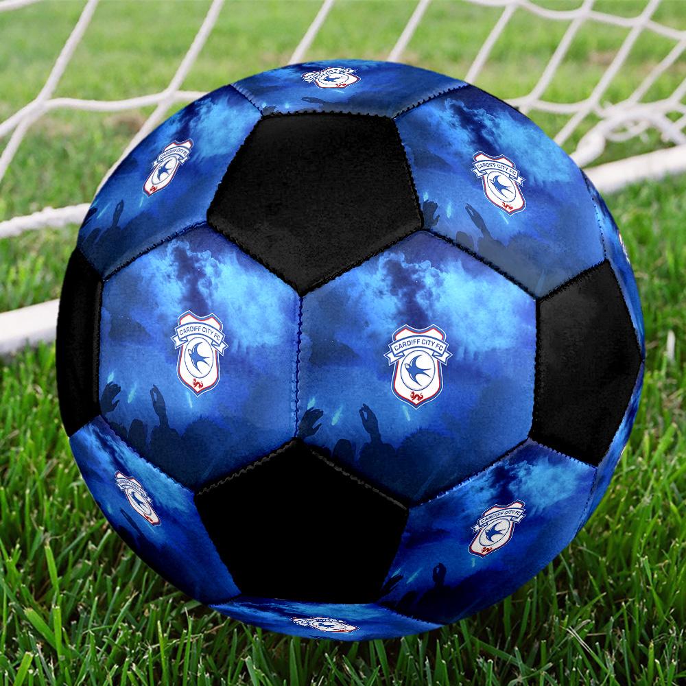 Cardiff City F.C Pallone da Calcio Colorato Per Tutte le Età Cucito a Macchina PVC Pronto per la Competizione Durevole Ad Alto Rimbalzo.TAGLIA5