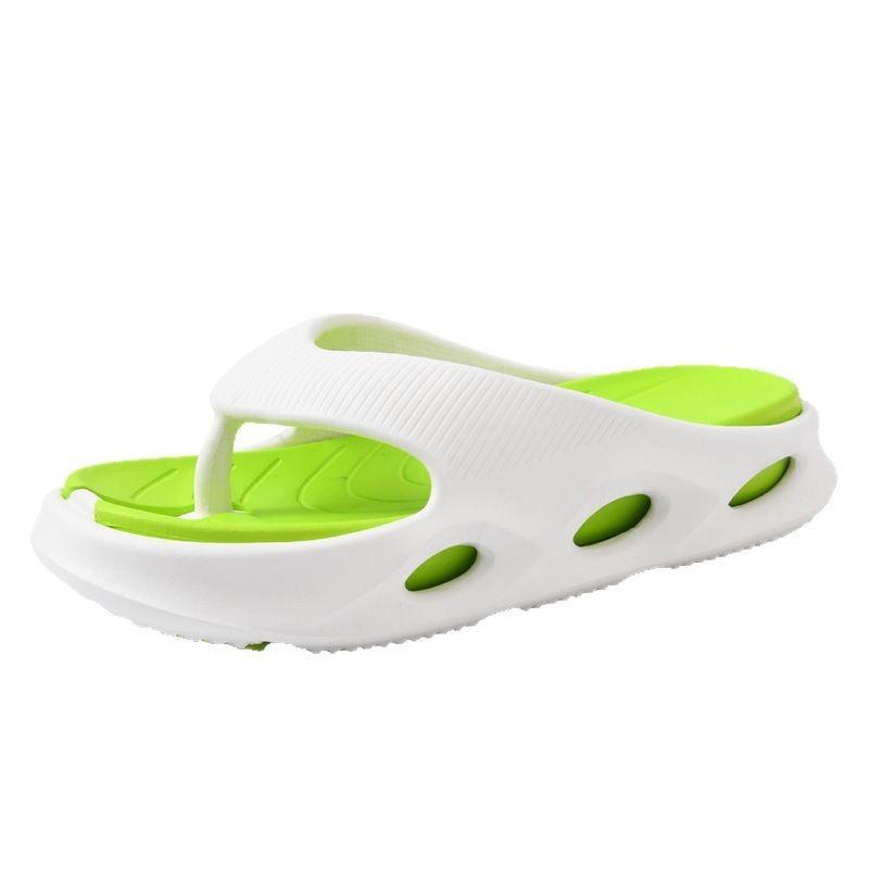 Summer New Men's Flip-flops Are Wear-resistant and Non-slip, and Casual Beach Slippers Can Be Worn Outside.