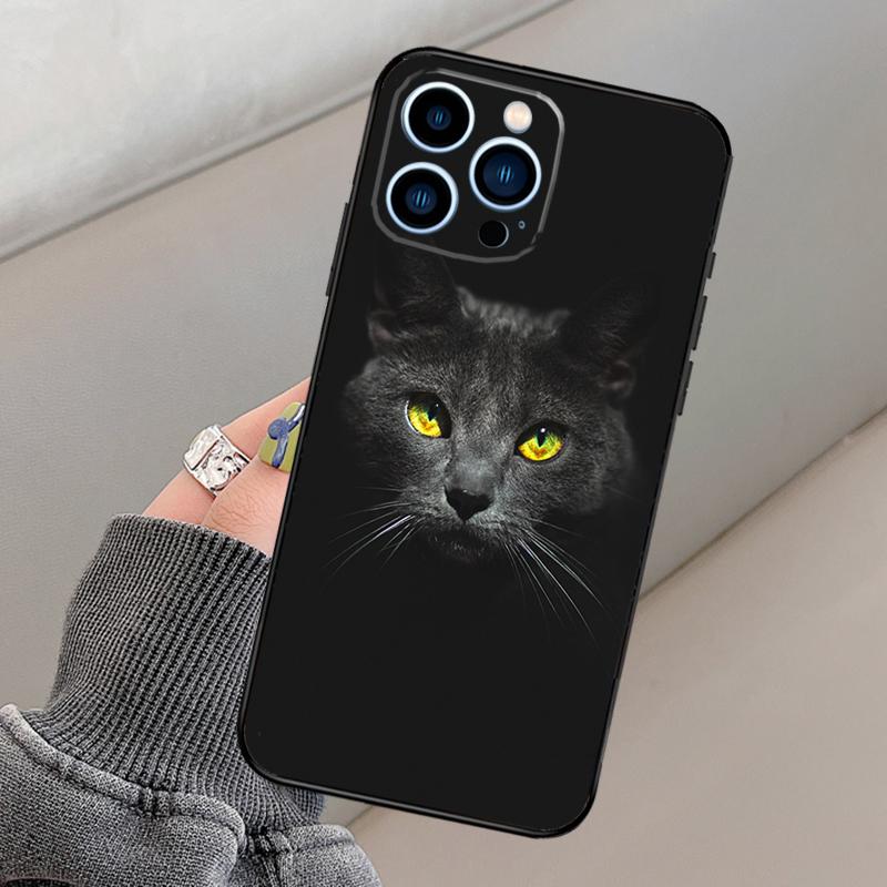 Black Cat Staring Eye Phone Case For iPhone 16 15 13 12 11 14 Pro Max 15 16 Plus 12 13 mini XR 16e Funda Cover