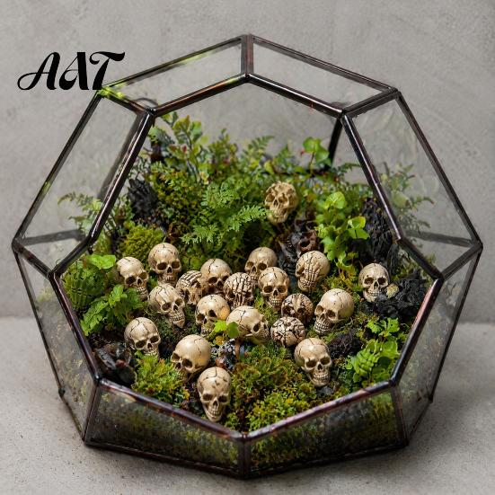 Miniature Horror Props 20Pcs Creative Skull Figurines, Cool Statues for Garden Bonsai DIY Halloween Scene Kit Decoration, Small Resin Crafts