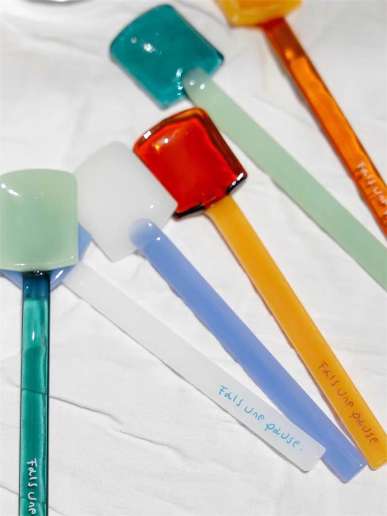 Korean-style Two-color Long Handle Glass Spoon Pudding Ice Cream Dessert Spoon Simple Heat-resistant Coffee Mixing Spoon