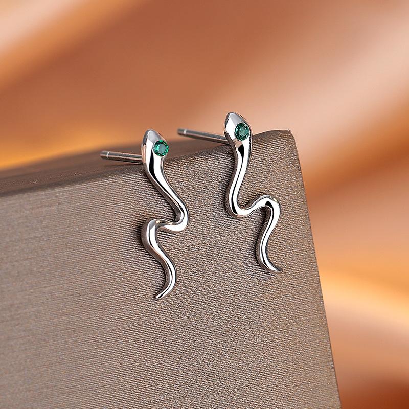 

Spirit Snake Earrings Women S Premium Sense Animal Ear Bone Stud Design Sense Earrings Zircon Earrings Tide 925 silver