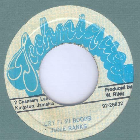 

7inch Record JUNIE RANKS - Cry Fi Mi Boops NONE Techniques Jamaica Reggae, Ska & Dub Used