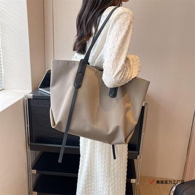 Premium Casual Tote Bag New Portable Versatile Explosive Big Bag Fashionable Commuter Shoulder Women's Bag