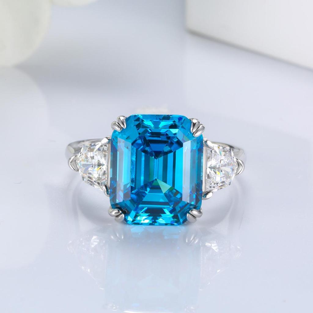 S925 Sterling Silver Square Pagoda Cut Ring with D Color Zircon for Women