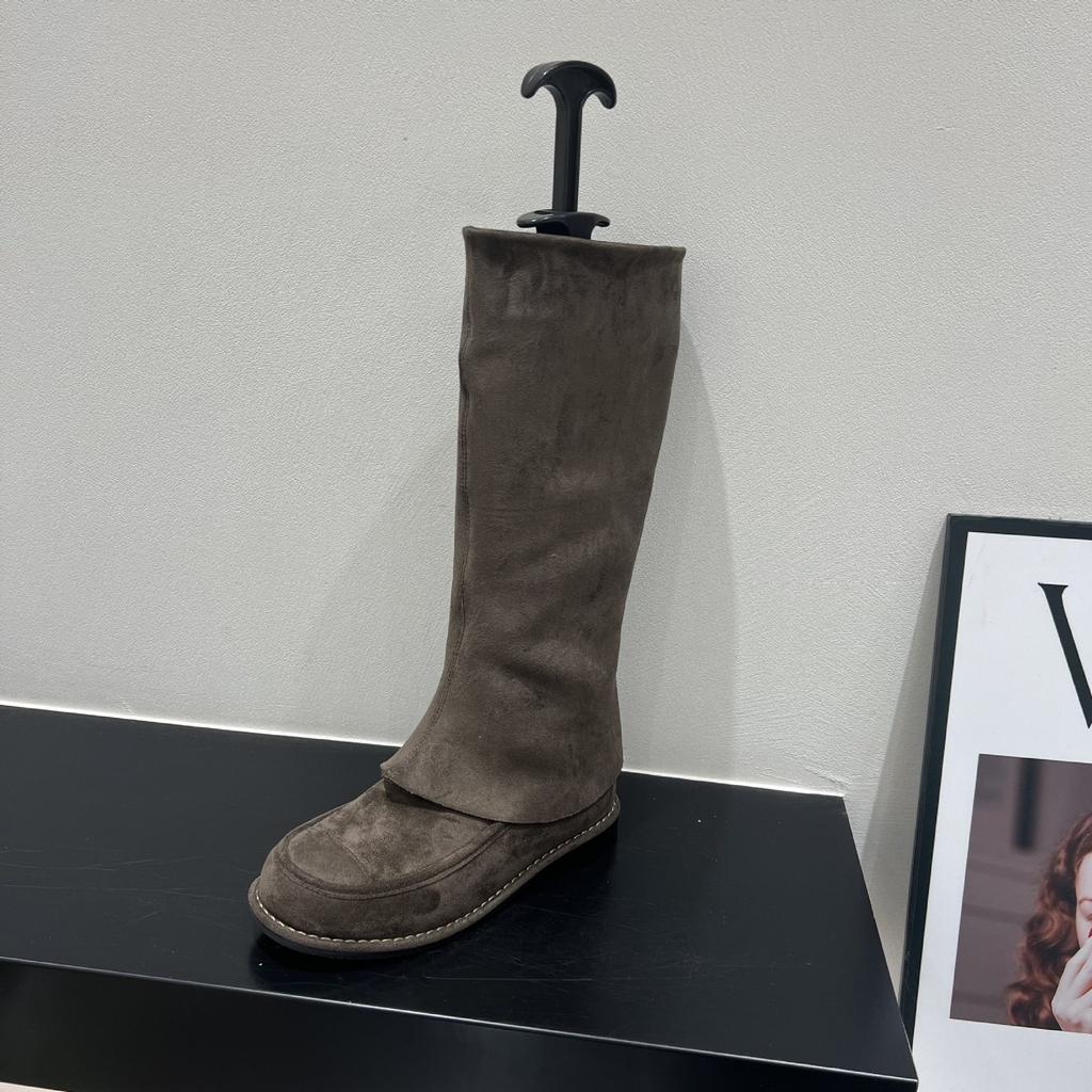 Khaki Pants Tube Boots Knight Boots Women's Boots 2025 Autumn and Winter Vintage Suede Skinny Boots Medium Boots