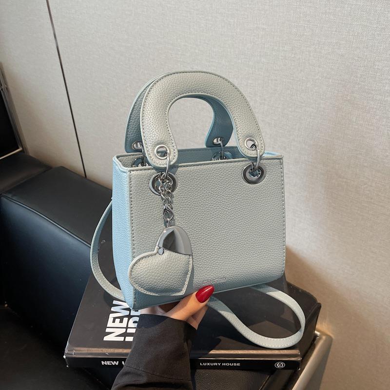 Premium silberne kleine Tasche Damen neue Mode tragbare Prinzessin Diana Tasche Schulter Messenger Bag