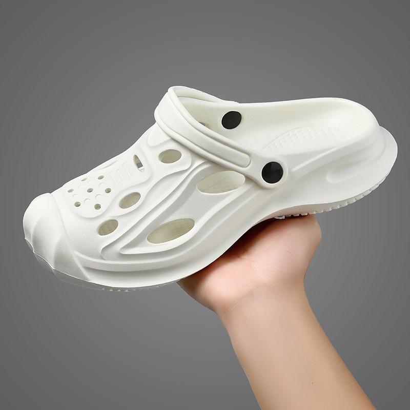 Fashion Comwarm 2025 New Clogs Slippers For Men Fashion Camouflage Holes Gardens Shoes Outdoor Non-slip Beach Slides MEN Leisure Sandals