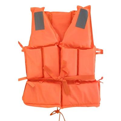 Vestă de siguranță Costum de supraviețuire pentru înot Jachetă de flotabilitate în apă pentru adulți cu fluier Vestă de salvare pentru sporturi acvatice pentru conducerea la schi