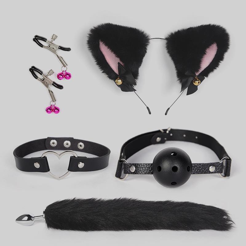 Bondage Katzenanzug mit Schwanz Analplug, Halsband & Knebel