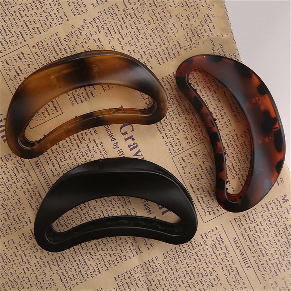 1pc Hollowed-out Arc-shaped Female Shark Clip, Simple Hair Clip At The Back Of The Head, Coiled Hair Claws