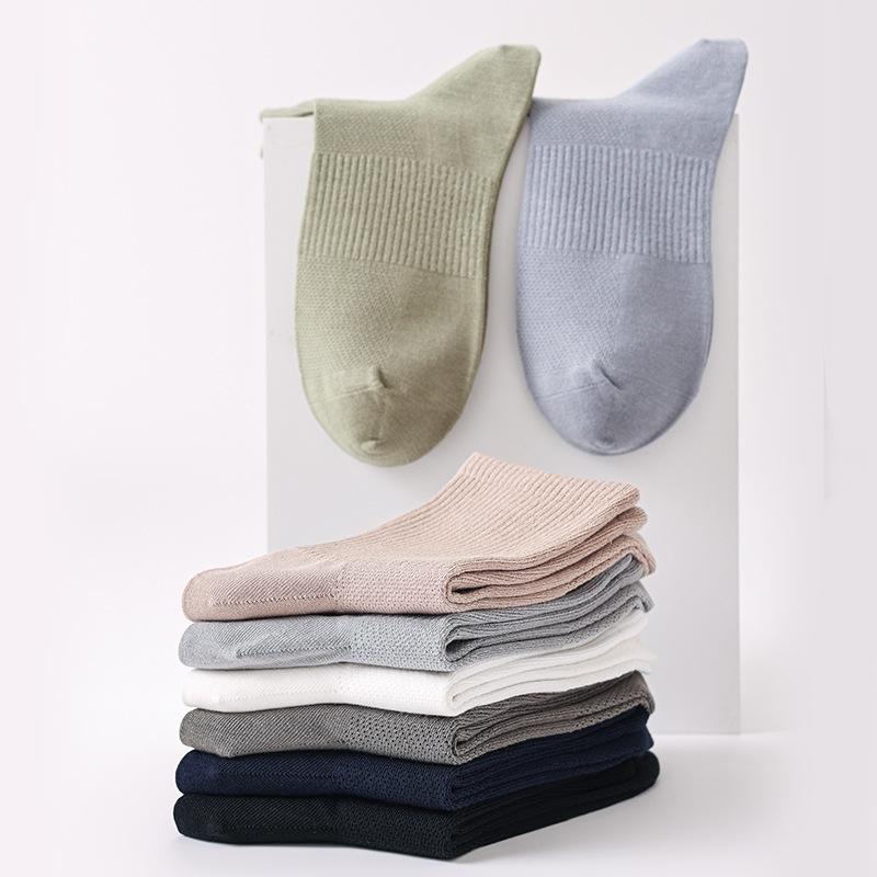 Male Spring and Autumn All Kinds of Casual Solid Color Antibacterial Sweat Absorption Breathable Boneless Anti Paging Tube Socks