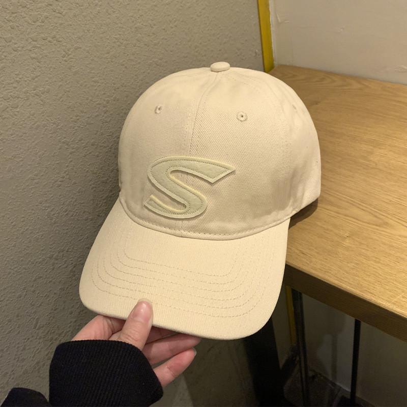 Baseball Fashionable Black Cap With S Letter Design For A Trendy Look