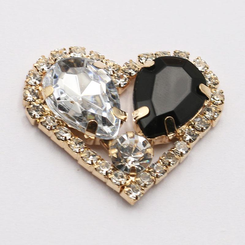 

LKERAN 10pcs26 * 28MM Love Rhinestone Acrylic Button DIY Clothing Decoration Wedding Dress Handmade Decoration Accessories
