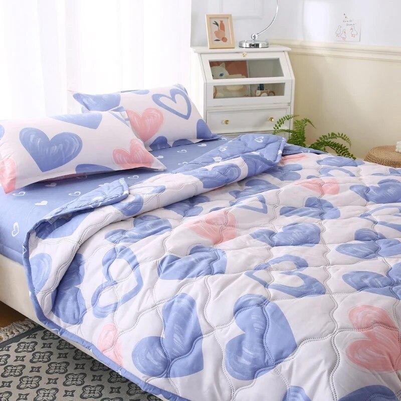 New Skin Friendly Quilted Summer Quilt and Pillowcase or Single Quilts Soft Breathable Washable Thin Comforter Double Blanket
