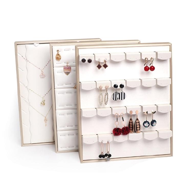 Contemporary Jewelry Display Stand Designed For Optimal Jewelry Visibility And Easy Handling In Various Settings