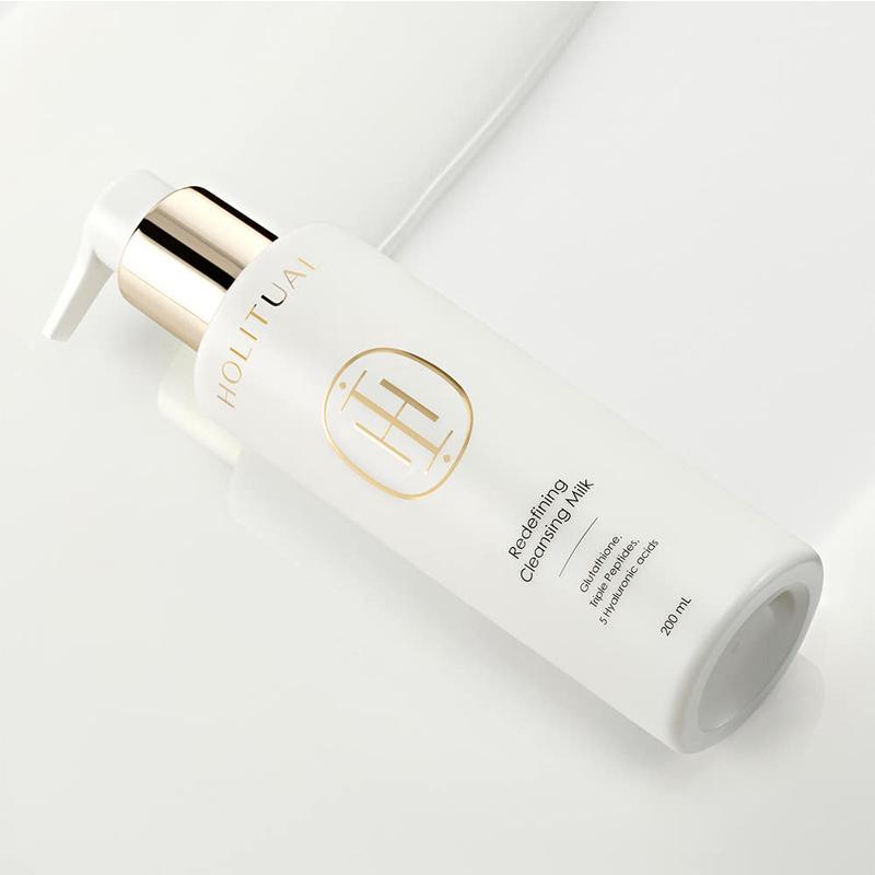 HOLITUAL Redefining Cleansing Milk 200ml