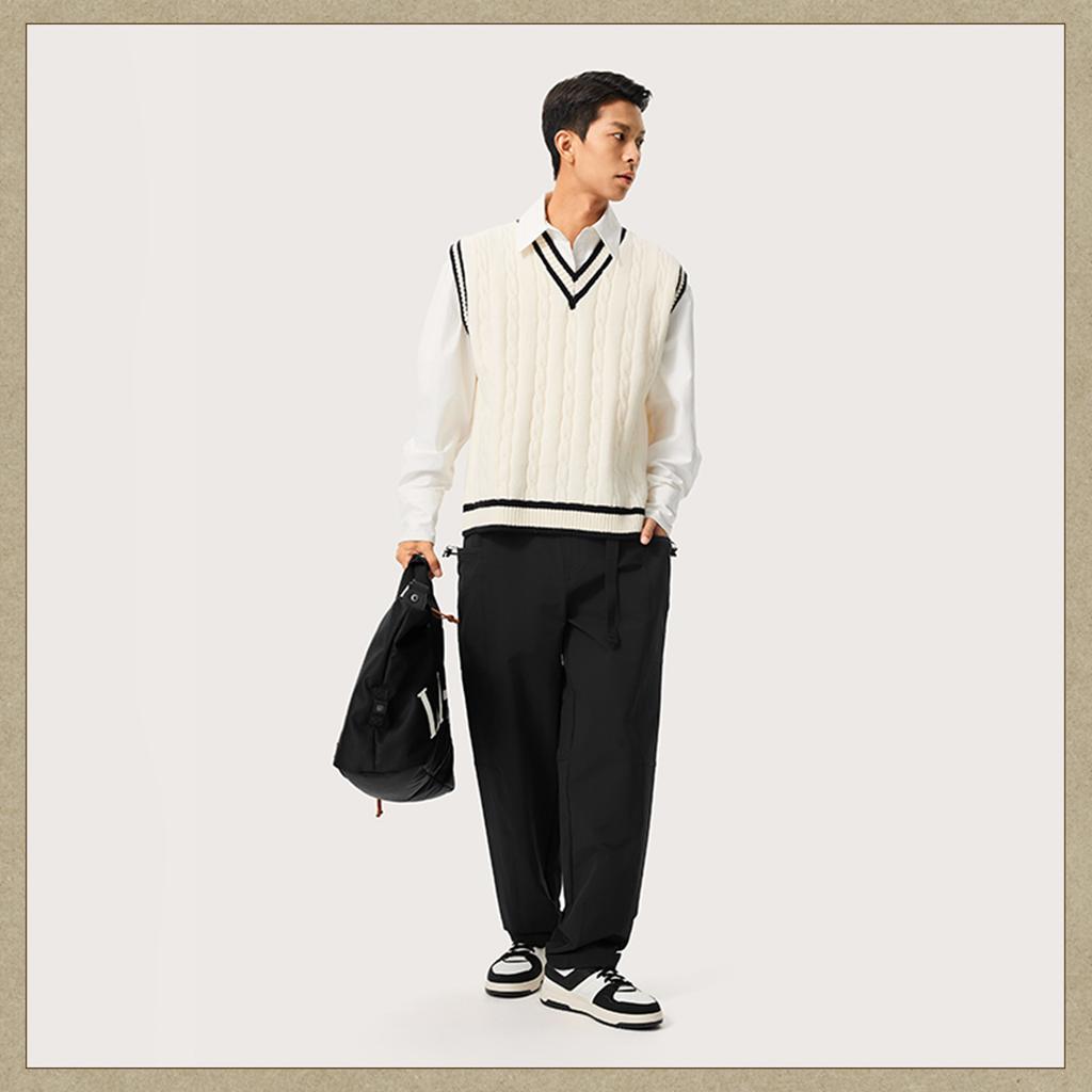 Li-Ning Sports Lifestyle Series Solid Color Mid-Rise Comfortable Breathable Versatile Straight Leg Casual Pants Men Bottoms Black AYKU739-2