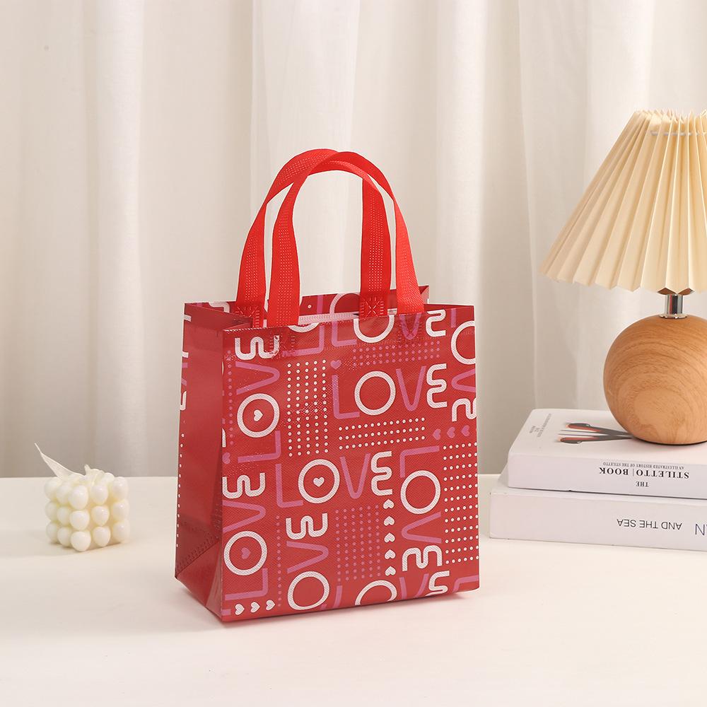 12/30pcs Valentine Gift Bags Heart Pattern Paper Gift Bags With Handles For Wedding Party Favors Candy Treats Small Gifts