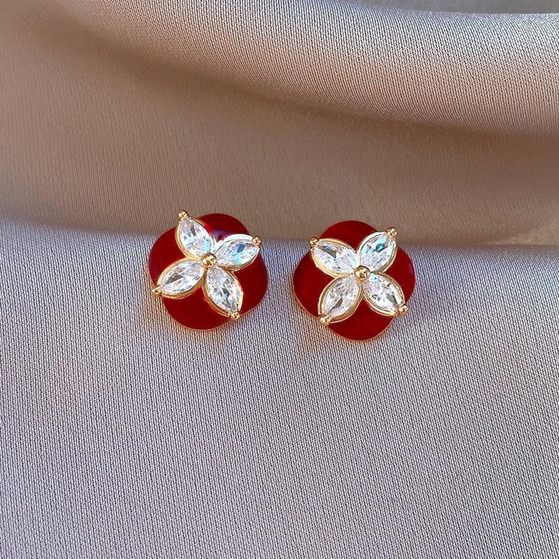 French retro Hong Kong style red geometric resin earrings stud earrings personality temperament earrings women