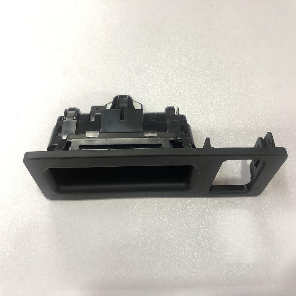 BMW F22/F30/F33/F10/F25 Tailgate Switch 51247368753