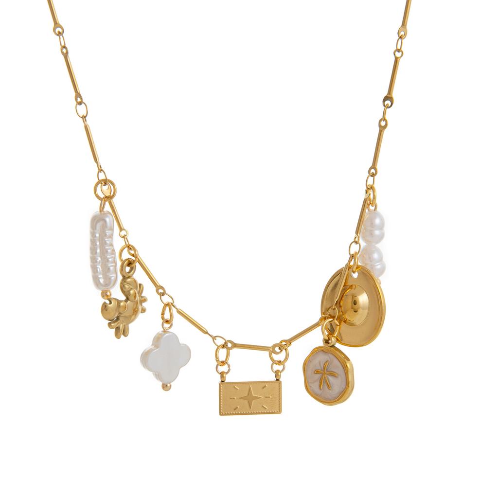 Vintage Love Pearl Light Fashion Ladies Necklace Pendant Fresh Hat Necklace Collarbone Chain