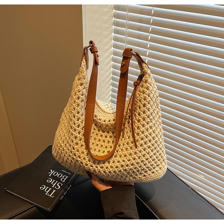 

Lazy tote bag summer new niche high-end woven bag seaside portable shoulder bag women хакі