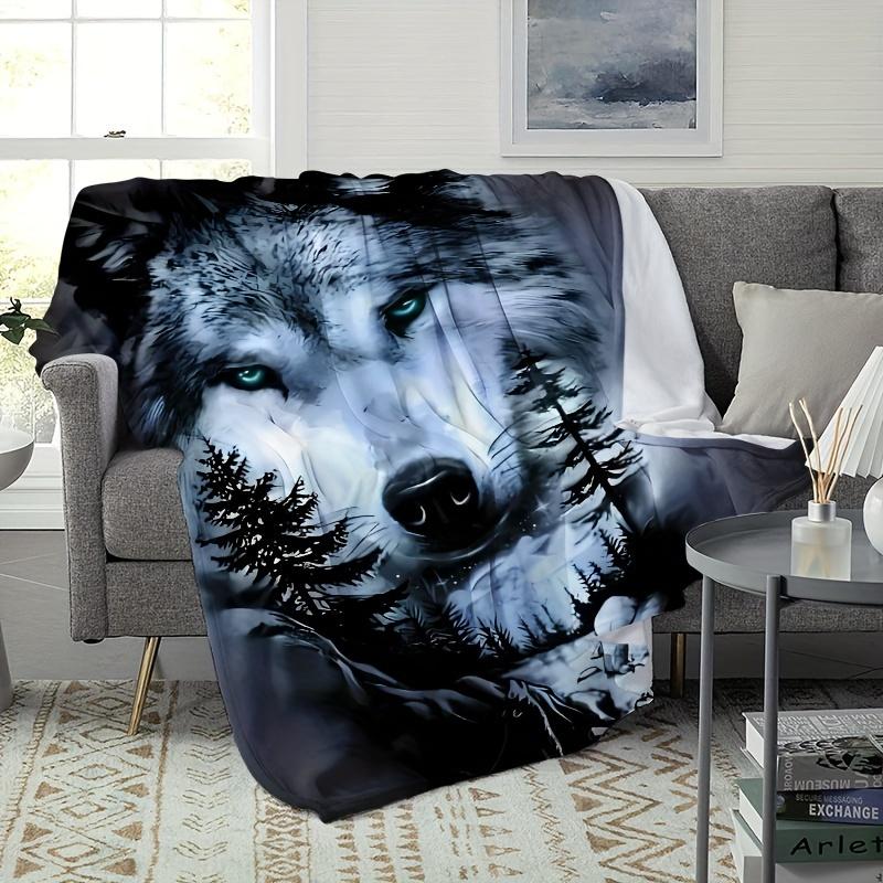 Vintage Wolf Print Flannel Throw Blanket - Hypoallergenic, Tear Resistant, All-Season Quilted Knit Polyester Bedding with Digita