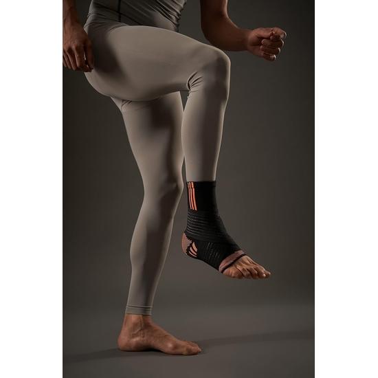 0806 Ankle Binder Size M