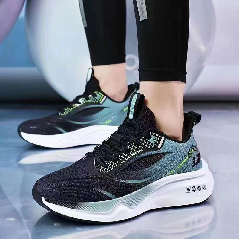 Summer fish silk mesh men's shoes breathable soft sole non-slip wear-resistant versatile casual shoes men's high street fashion sports shoes