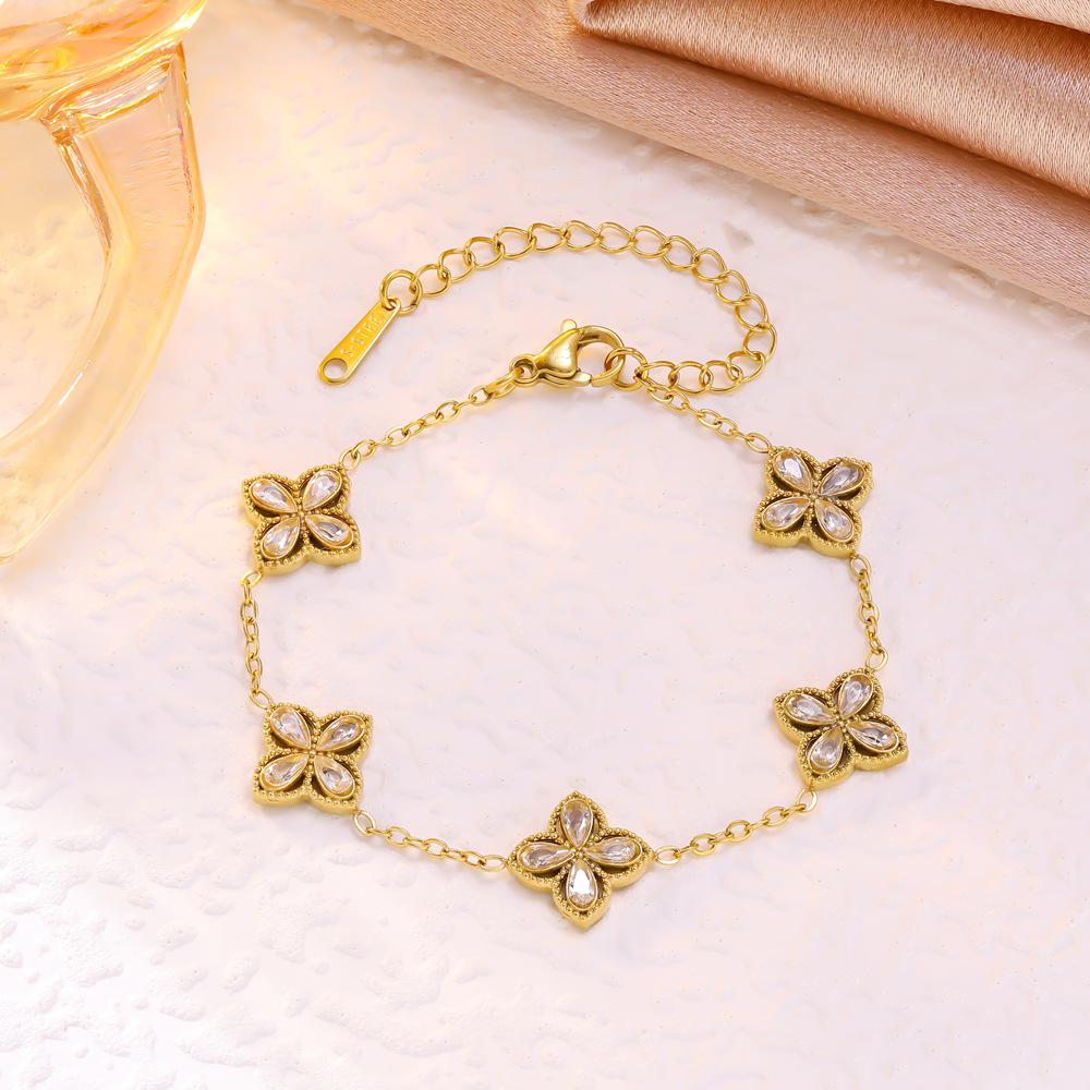 Cross-Border Niche Design Zircon Clover Titanium Jewelry Set: Bracelet, Necklace, and Stud Earrings for Women