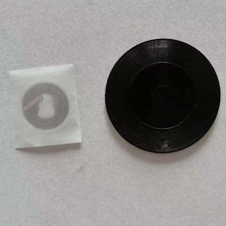 Black Vinyl Record Coaster Keychain with NFC - 5cm Acrylic and Custom-Made for Star Concert