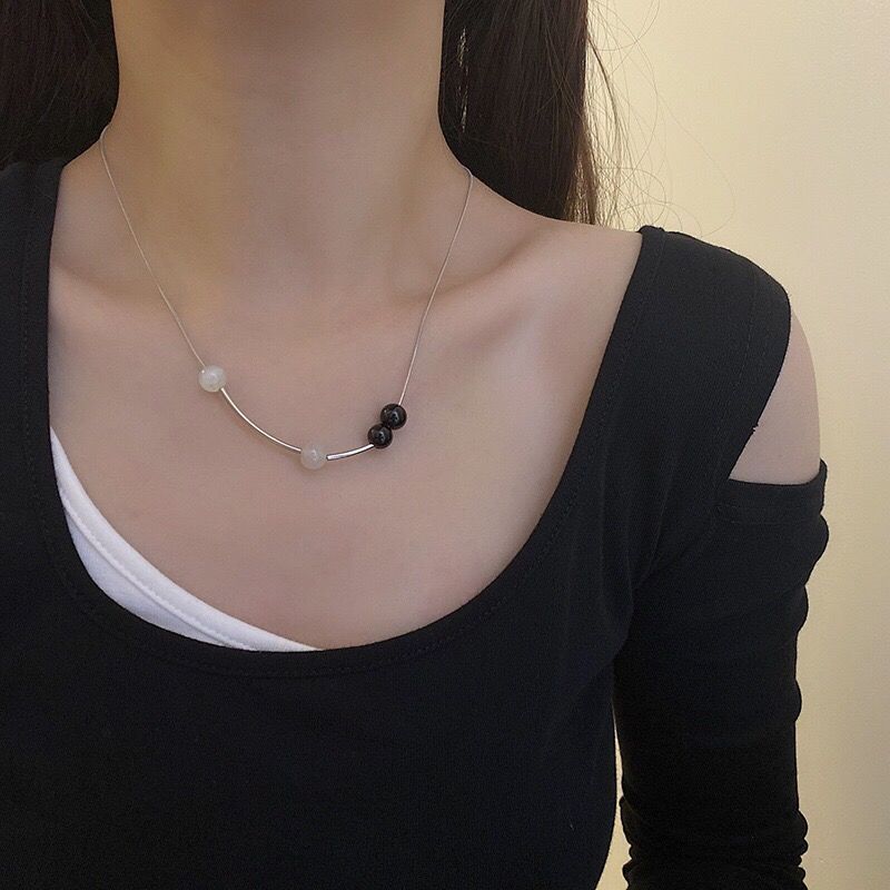Light luxury necklace Versatile tide collarbone chain Female butterfly Simple niche high-end temperament Sweater chain Jewelry collarbone chain
