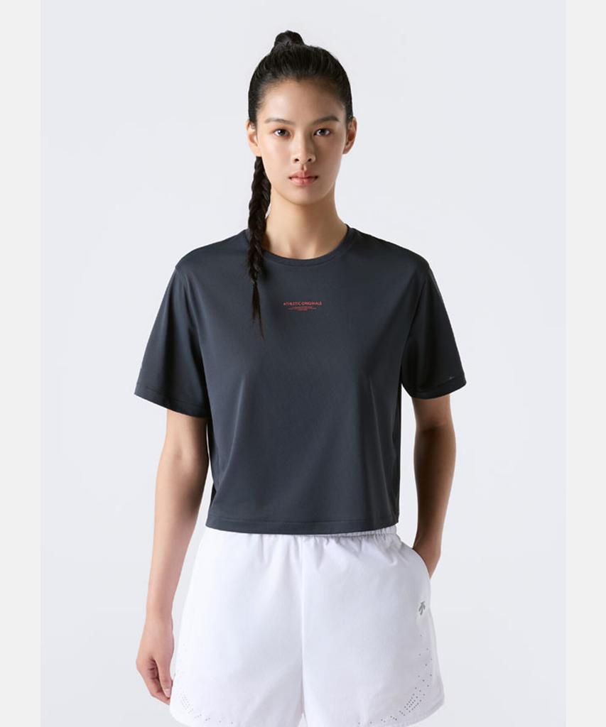 DESCENTE Women'S Running Back Graphic Crop Short Sleeve T-Shirt Grey Sr322Rts71