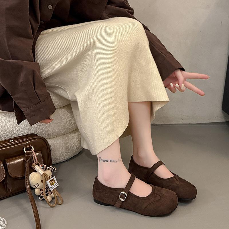Gentle with skirt ballet shoes 2025 new one-word buckle single shoes women's French retro shallow mouth Mary Jane shoes