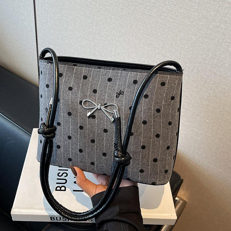 New Niche High End Canvas Polka Dot Fashionable One Shoulder Bow Niche Hand Armpit Bag Crossbody Bag