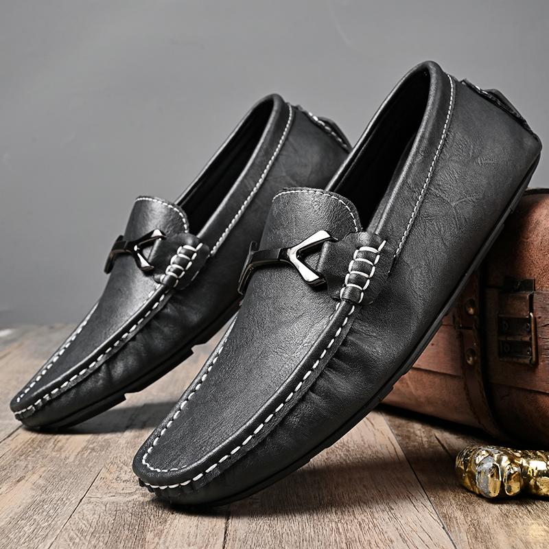 Fashion New Leisure Men Summer Leather Flats Shoes Slip on Outdoor Casual Shoes Low Top Lazy Shoes Non Slip Loafers Moccasins for Male