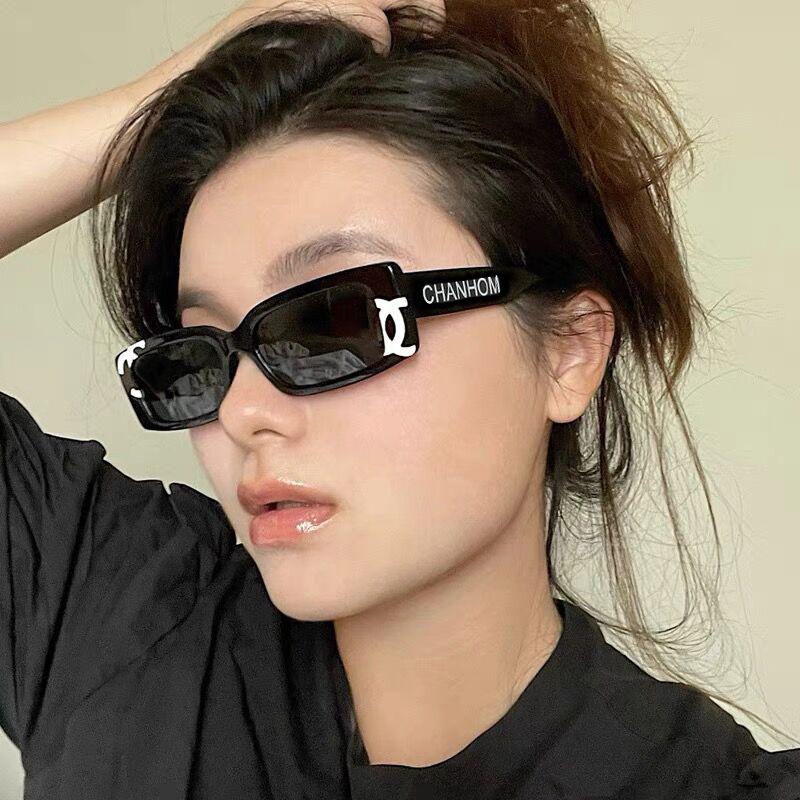 High Quality Printed letters small frame square sunglasses new retro sunglasses ladies Korean trend sunglasses fashion wear street shooting
